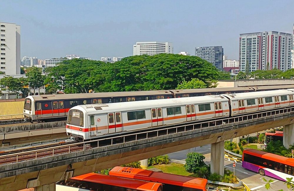 Buses_and_Trains_in_Singapore